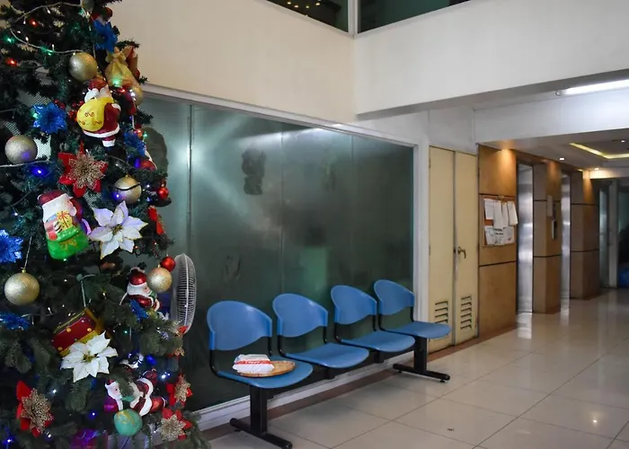 The Boni Tower By Rspl Center Manila